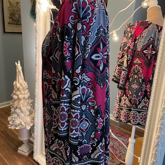 Dazzle up Tunic Size L - Picture 7 of 9